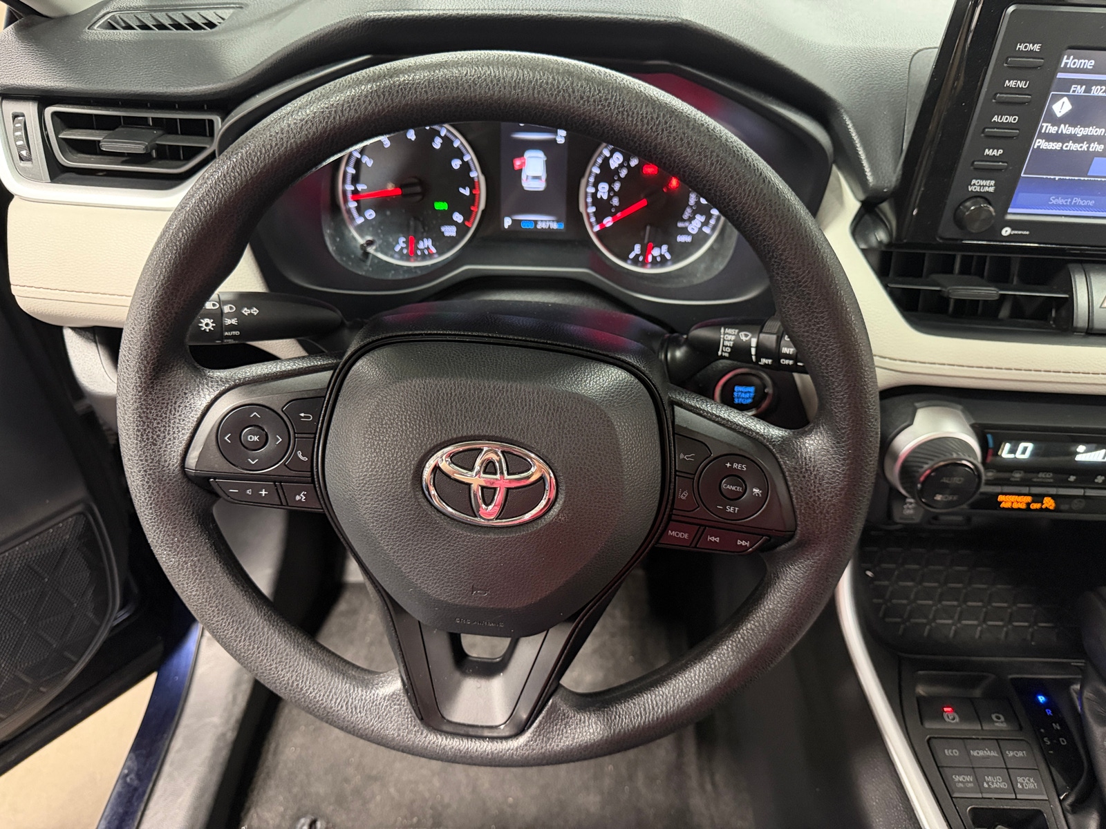 Thumbnail: 2022 Toyota RAV4 - 5