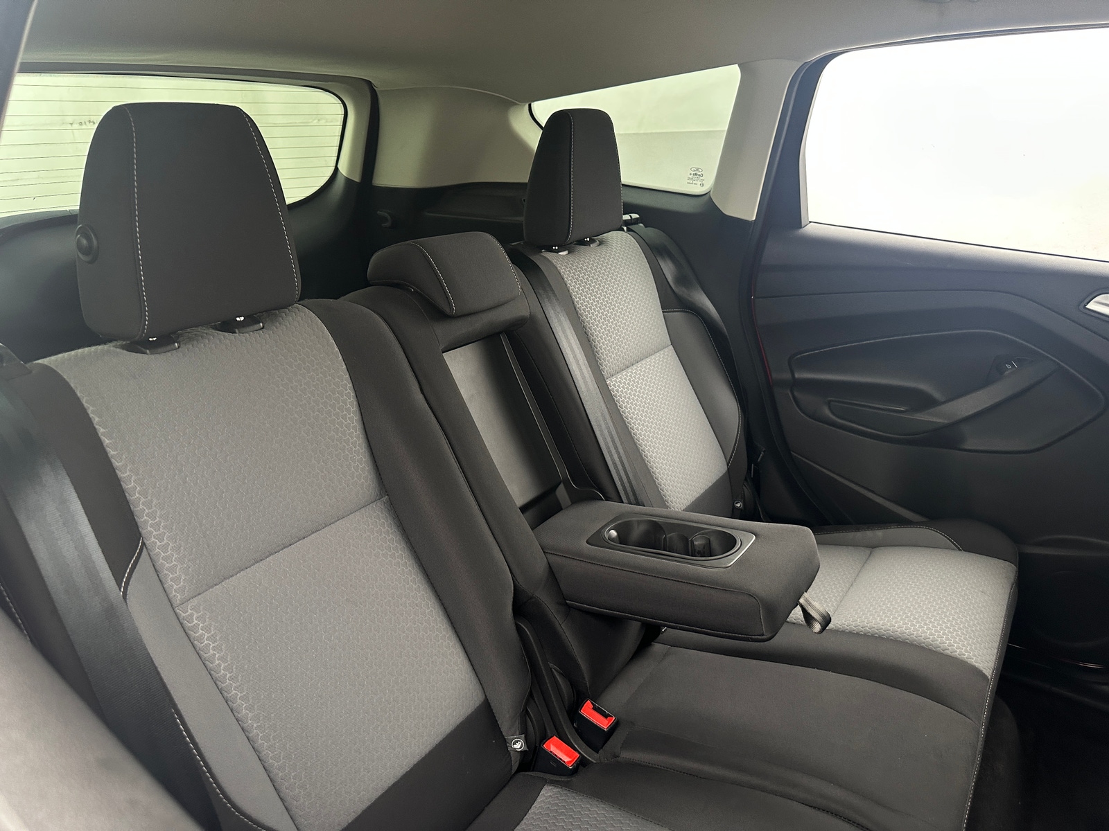 Thumbnail: 2019 Ford Escape - 6