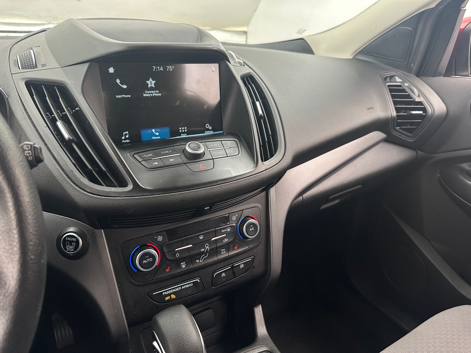 Thumbnail: 2019 Ford Escape - 4