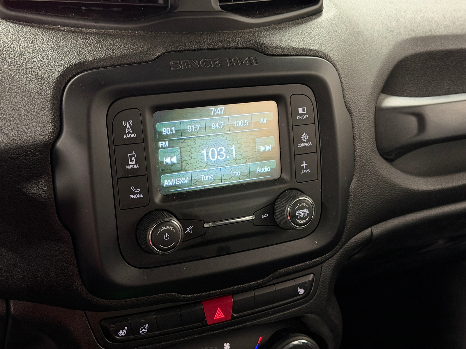 Thumbnail: 2016 Jeep Renegade - 3