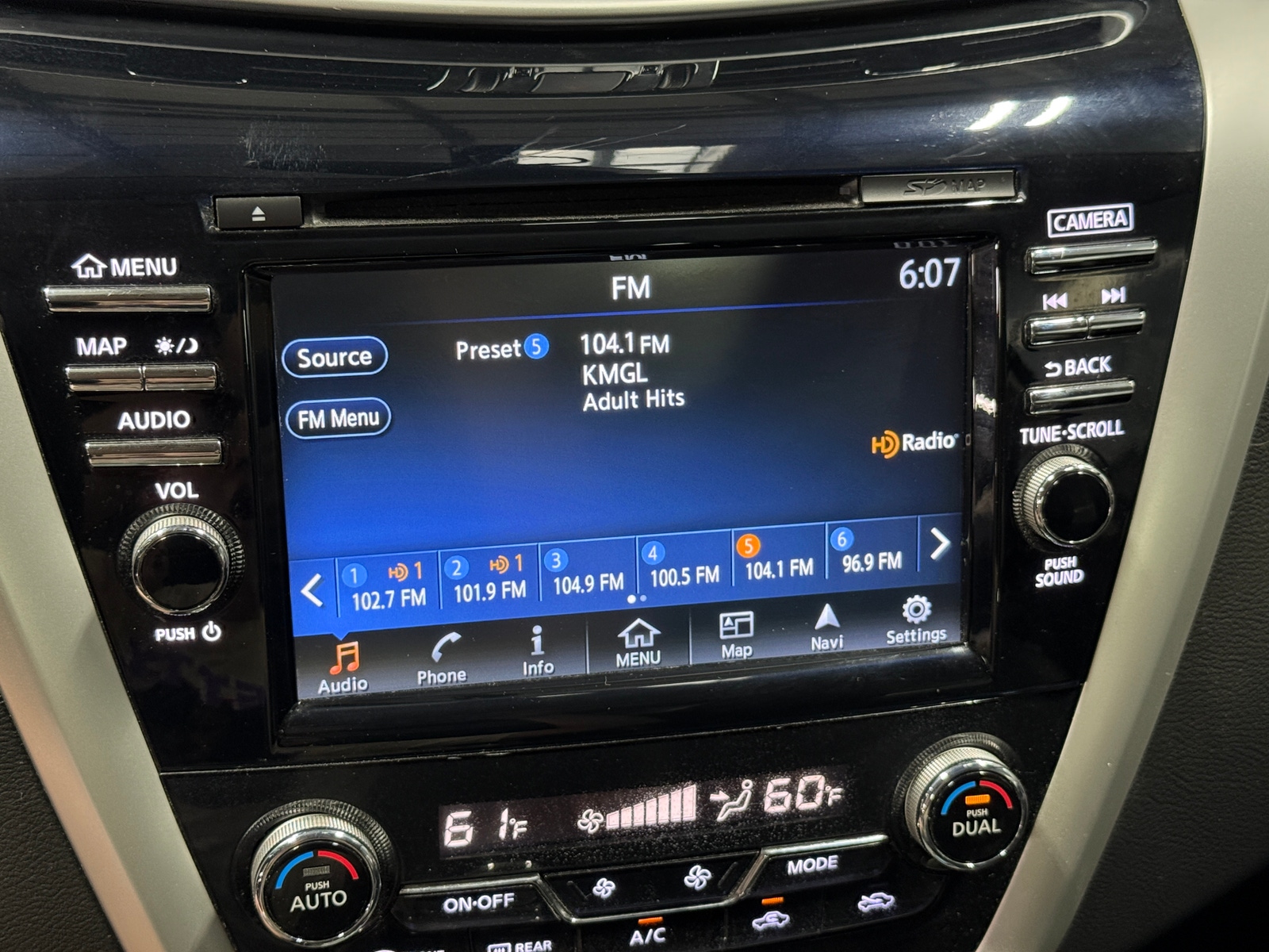 Thumbnail: 2015 Nissan Murano - 3