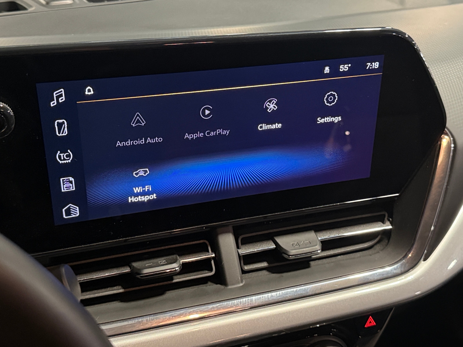 Thumbnail: 2025 Chevrolet Trax - 4