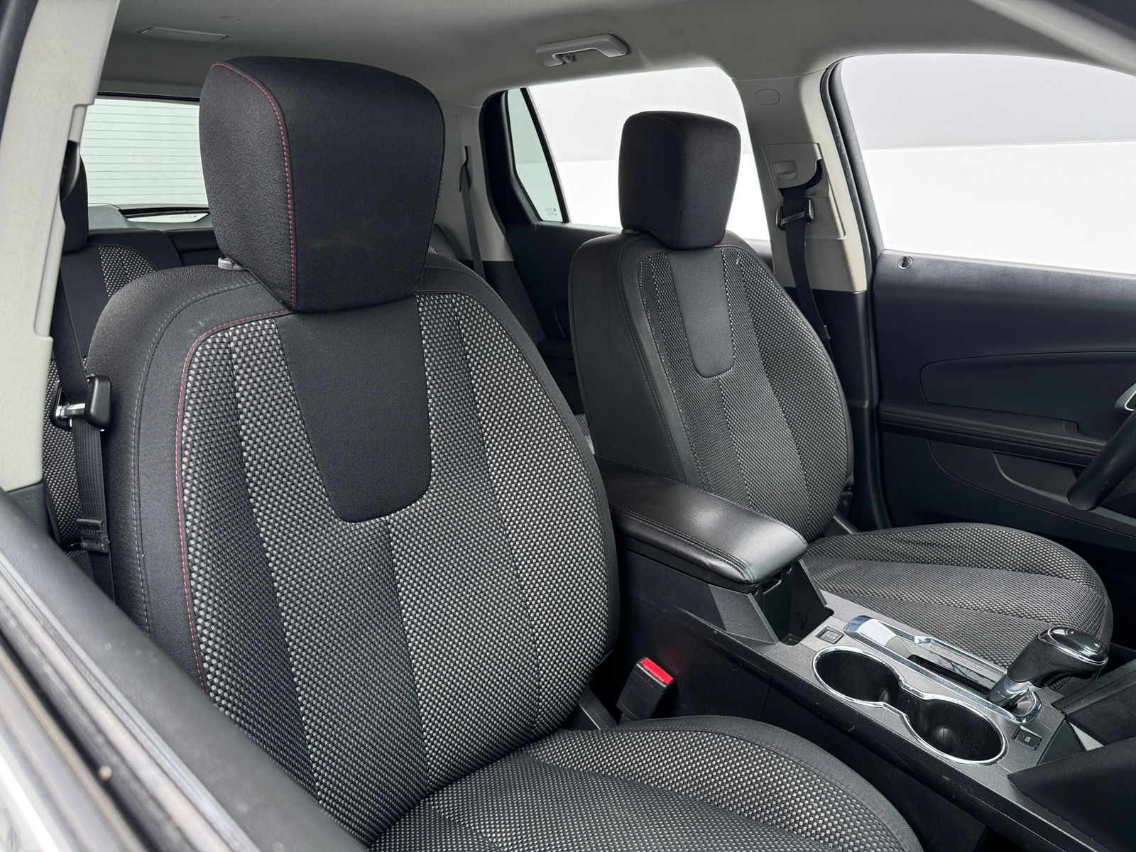 Thumbnail: 2017 GMC Terrain - 2