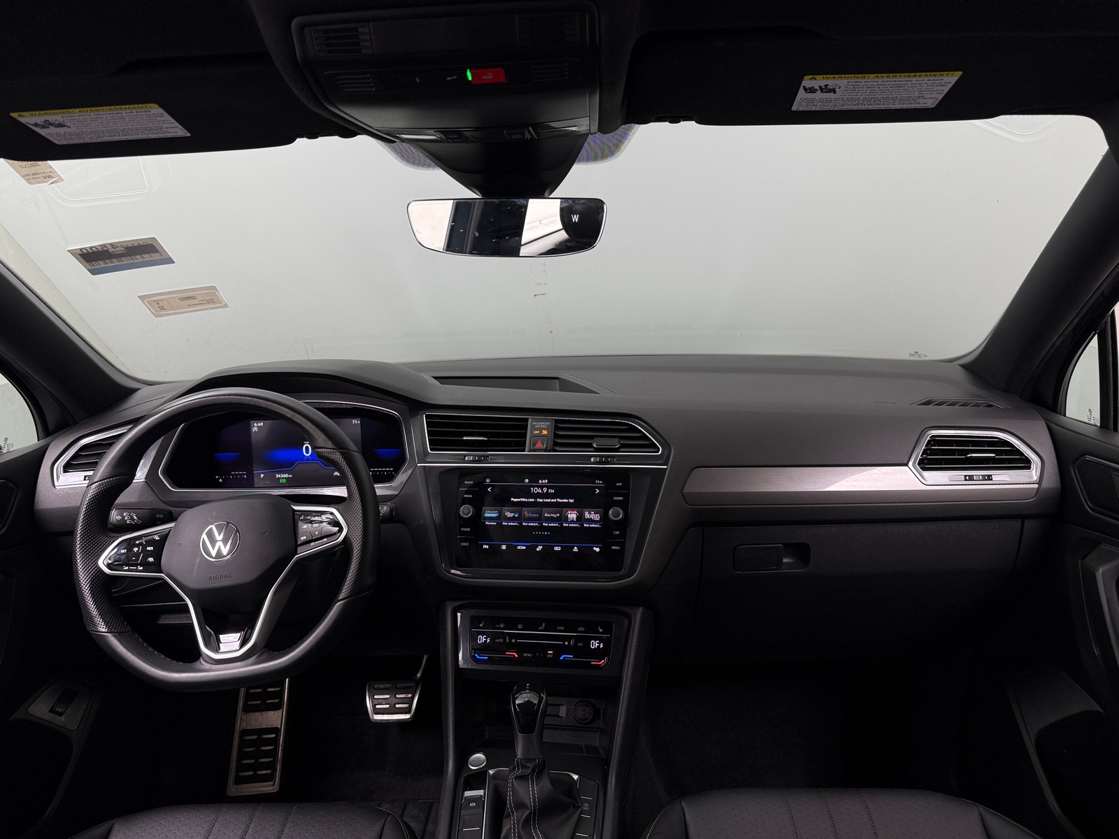 Thumbnail: 2022 Volkswagen Tiguan - 2