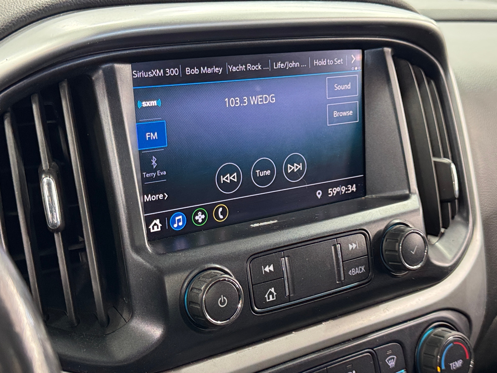 Thumbnail: 2021 Chevrolet Colorado - 4