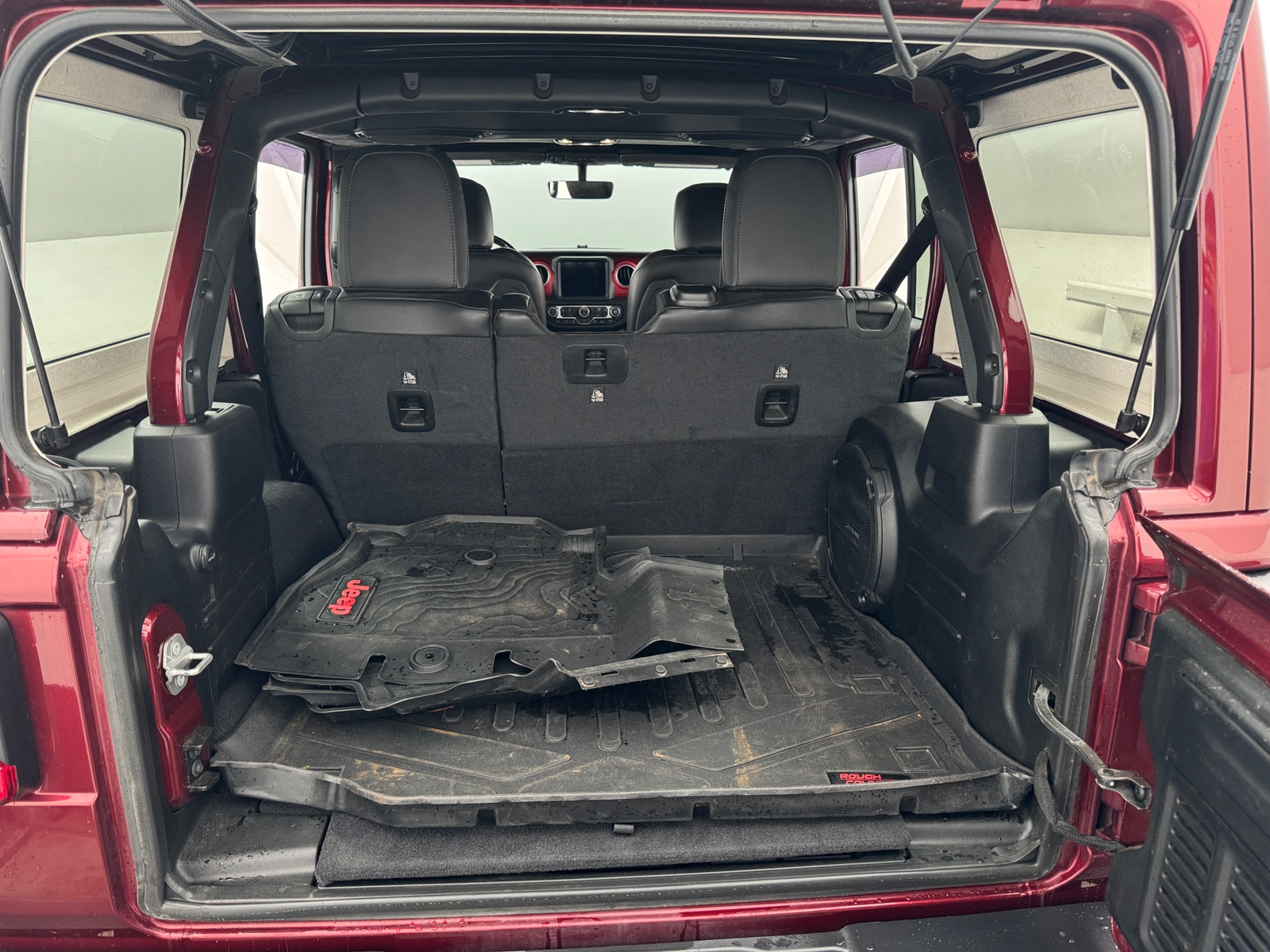 Thumbnail: 2021 Jeep Wrangler - 6
