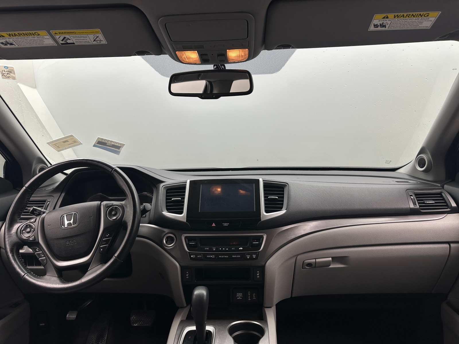 Thumbnail: 2017 Honda Pilot - 2