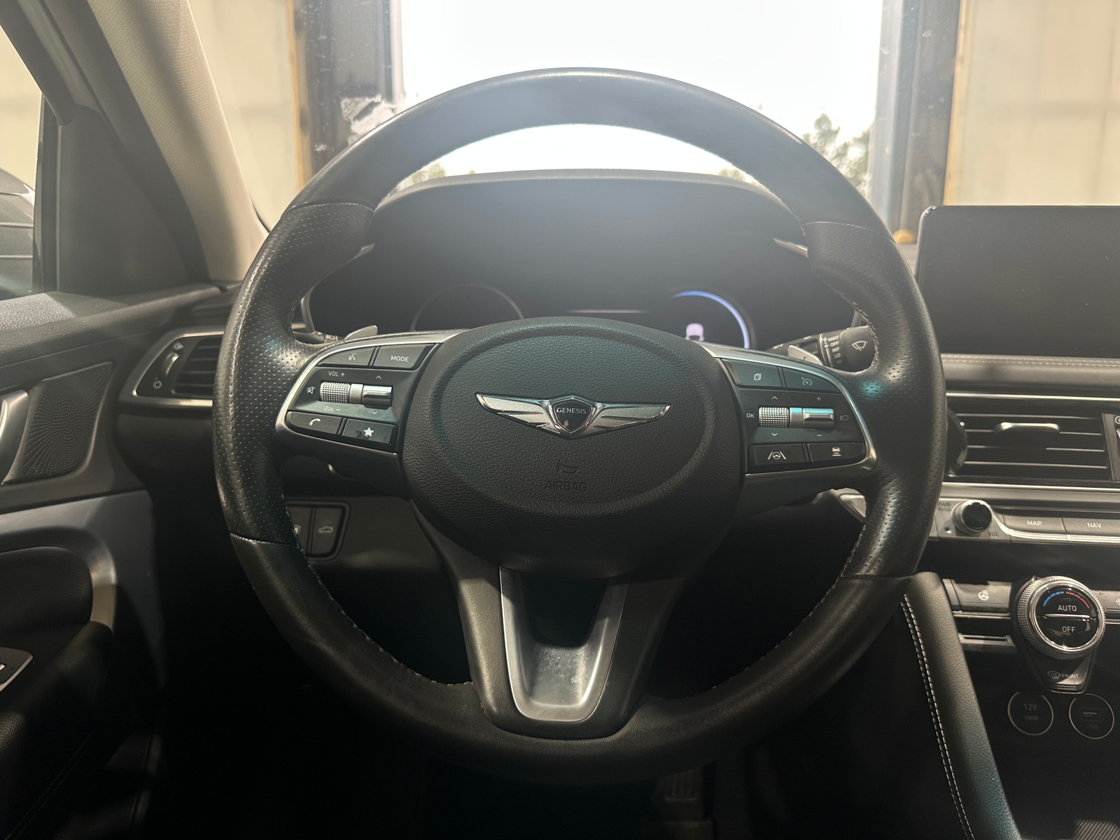 Thumbnail: 2023 Genesis G70 - 4