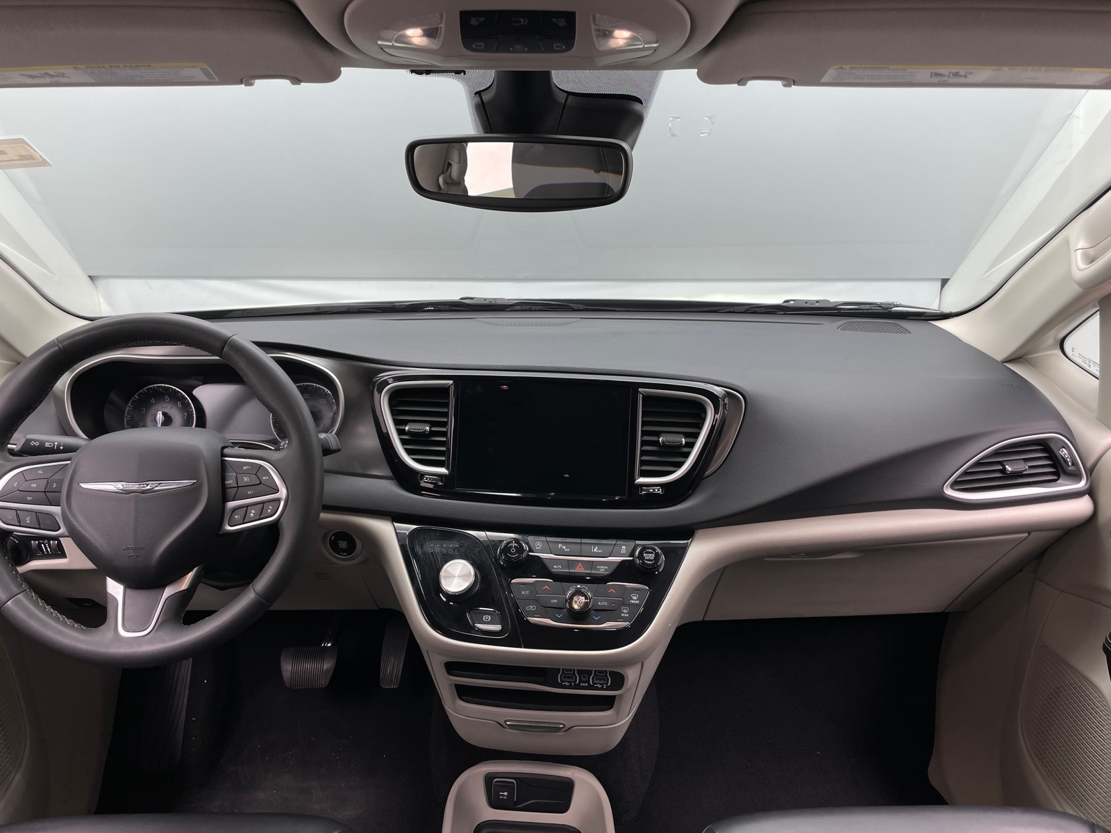 Thumbnail: 2023 Chrysler Pacifica - 2