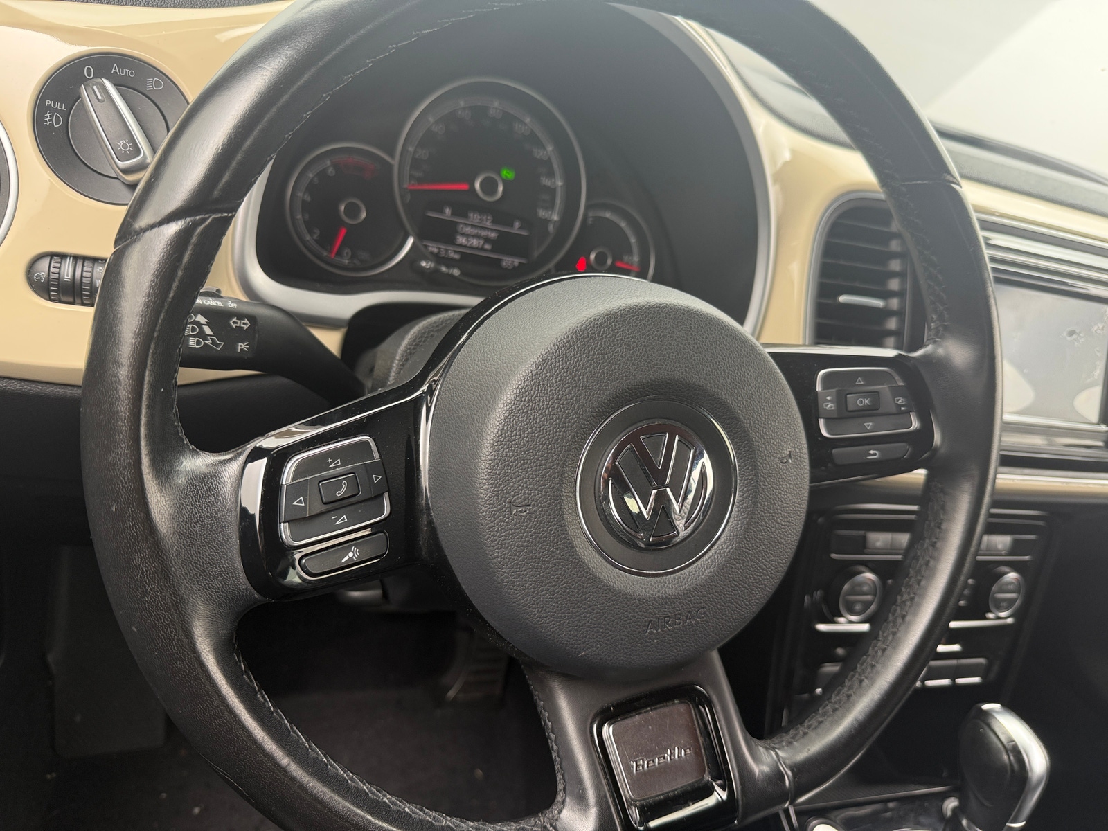 Thumbnail: 2019 Volkswagen Beetle - 4
