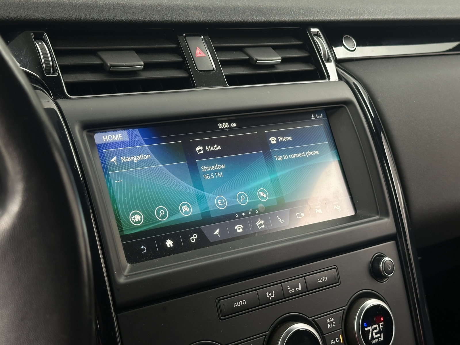 Thumbnail: 2019 Land Rover Discovery - 3