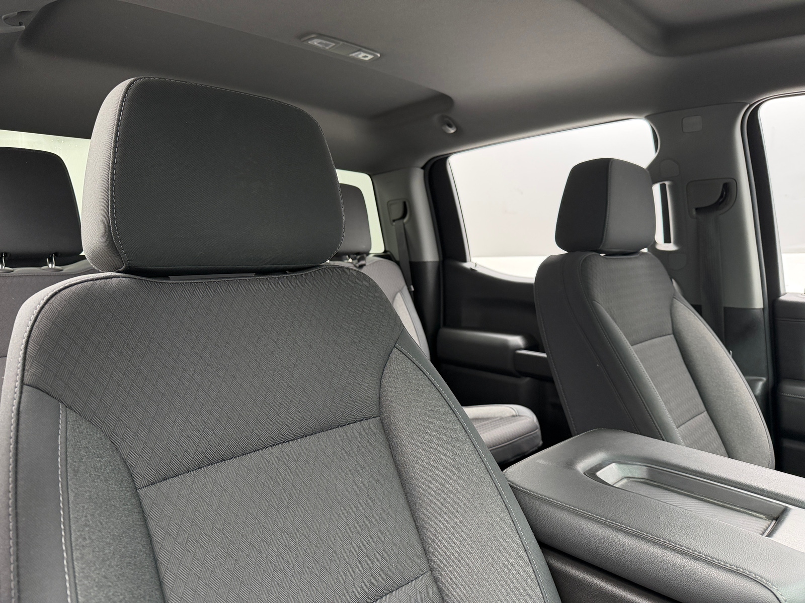 Thumbnail: 2020 Chevrolet Silverado 1500 - 2