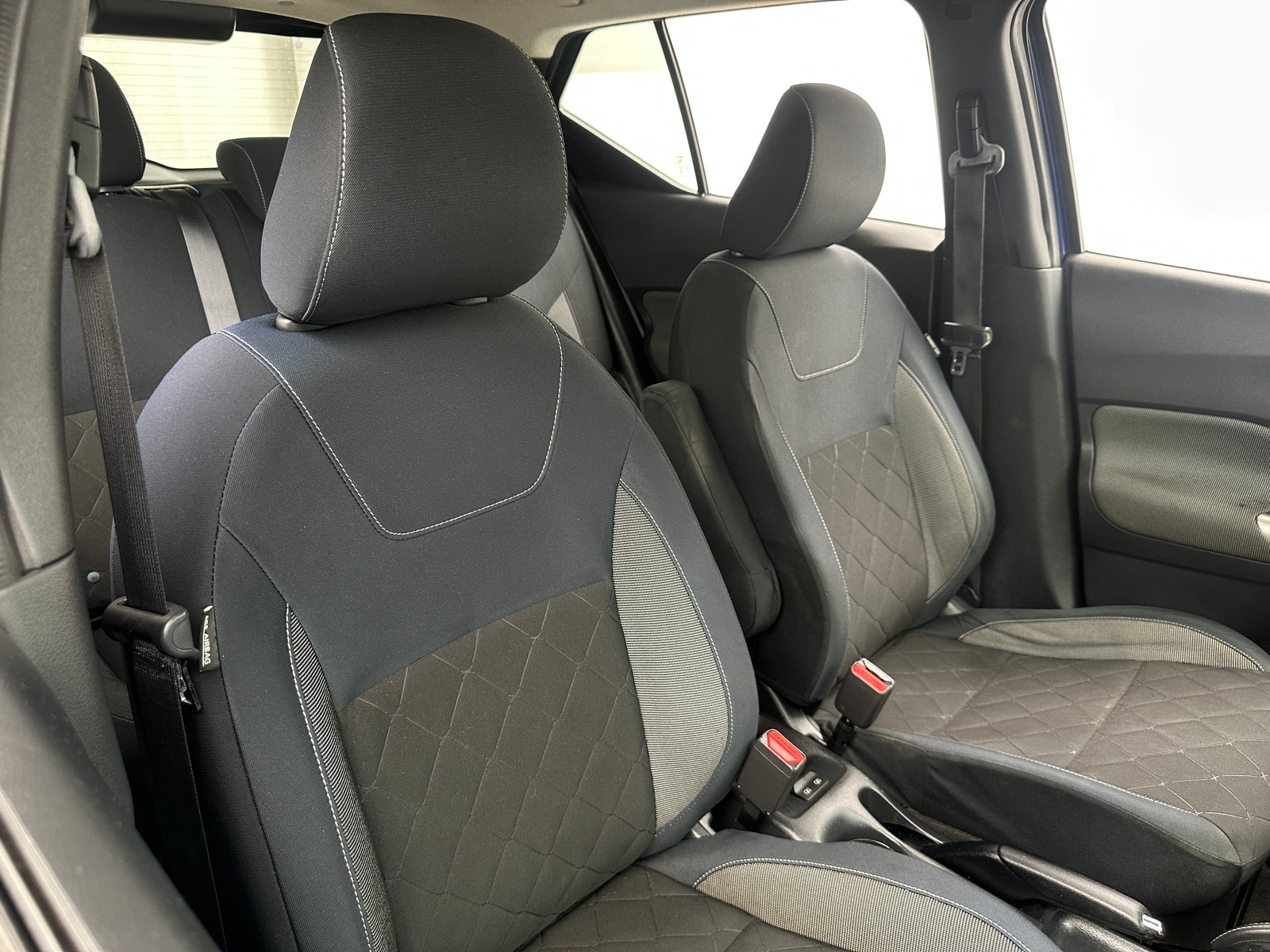 Thumbnail: 2018 Nissan Kicks - 2