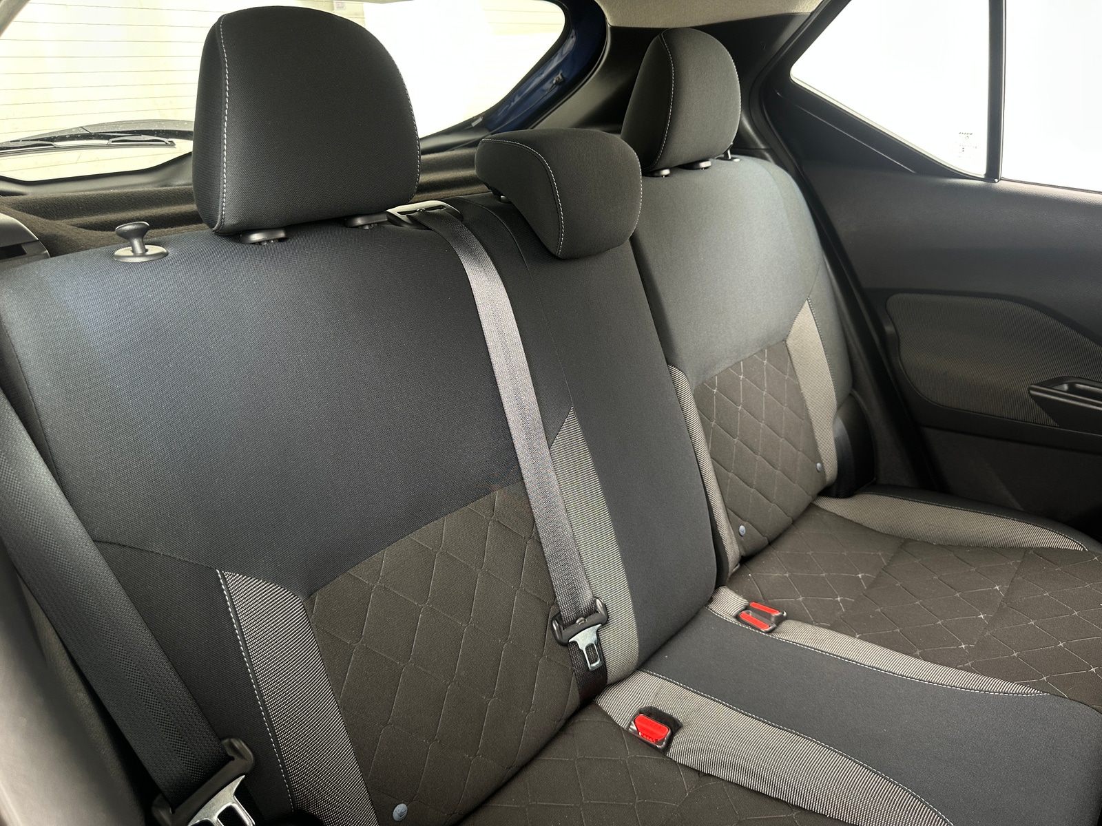 Thumbnail: 2018 Nissan Kicks - 6