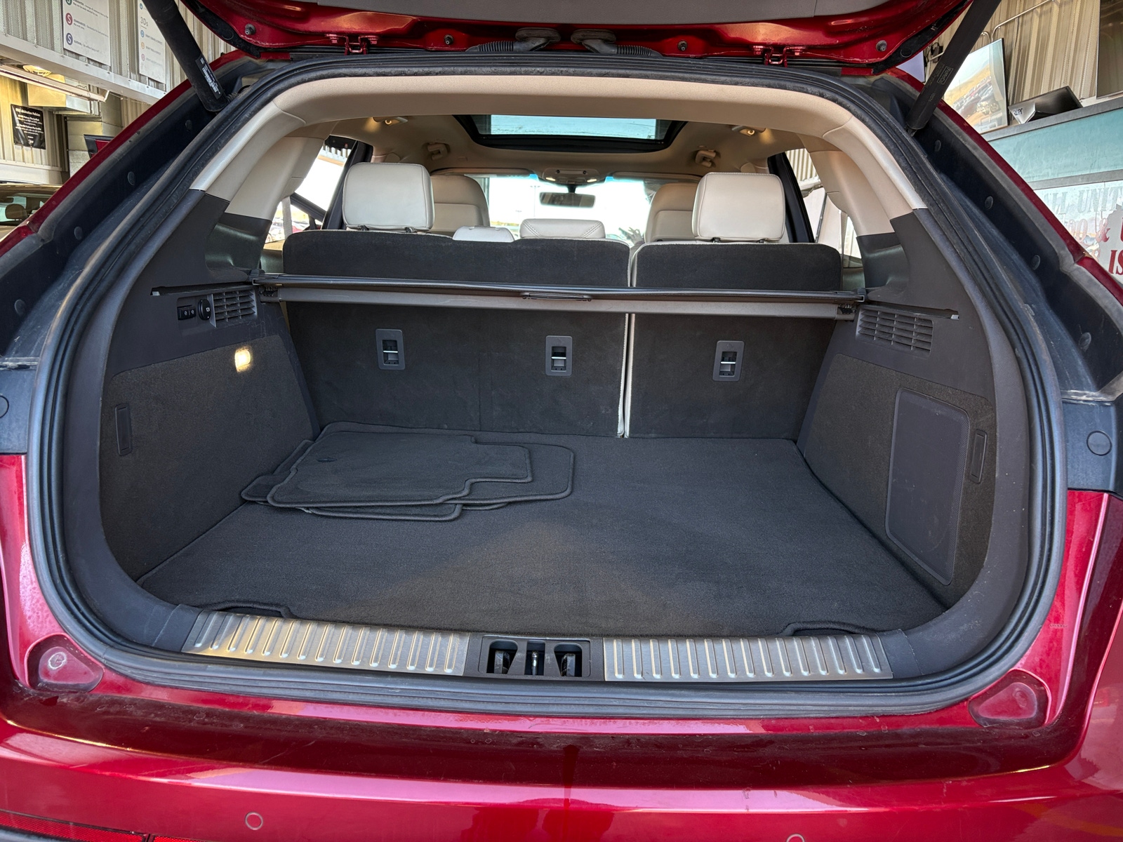 Thumbnail: 2019 Lincoln Nautilus - 6