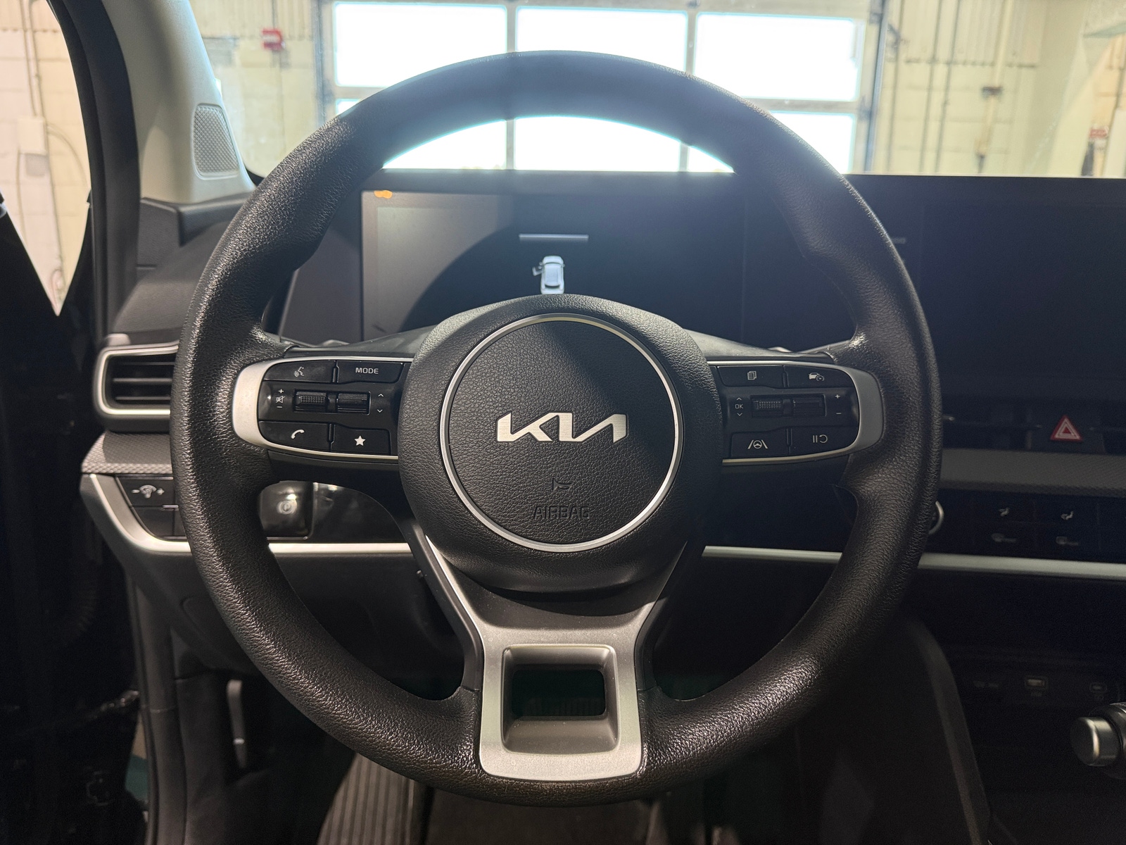 Thumbnail: 2025 Kia Sportage - 5