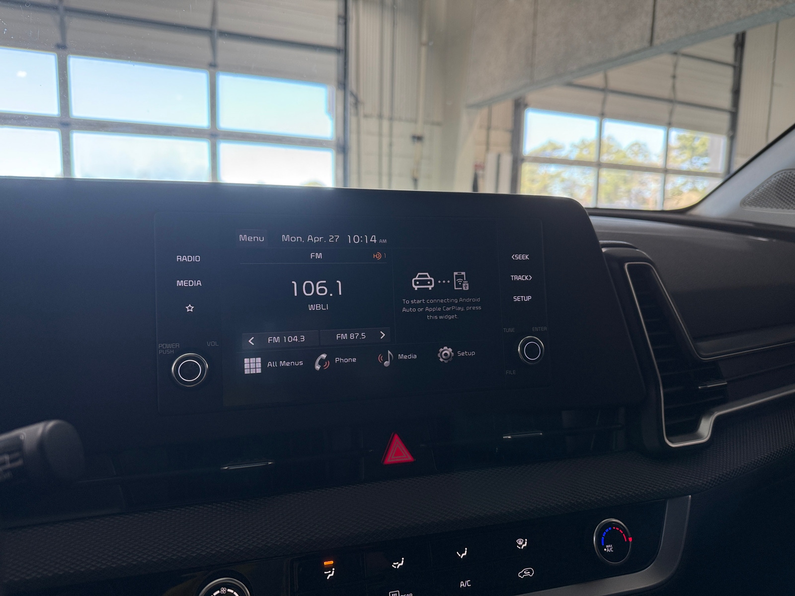 Thumbnail: 2025 Kia Sportage - 4