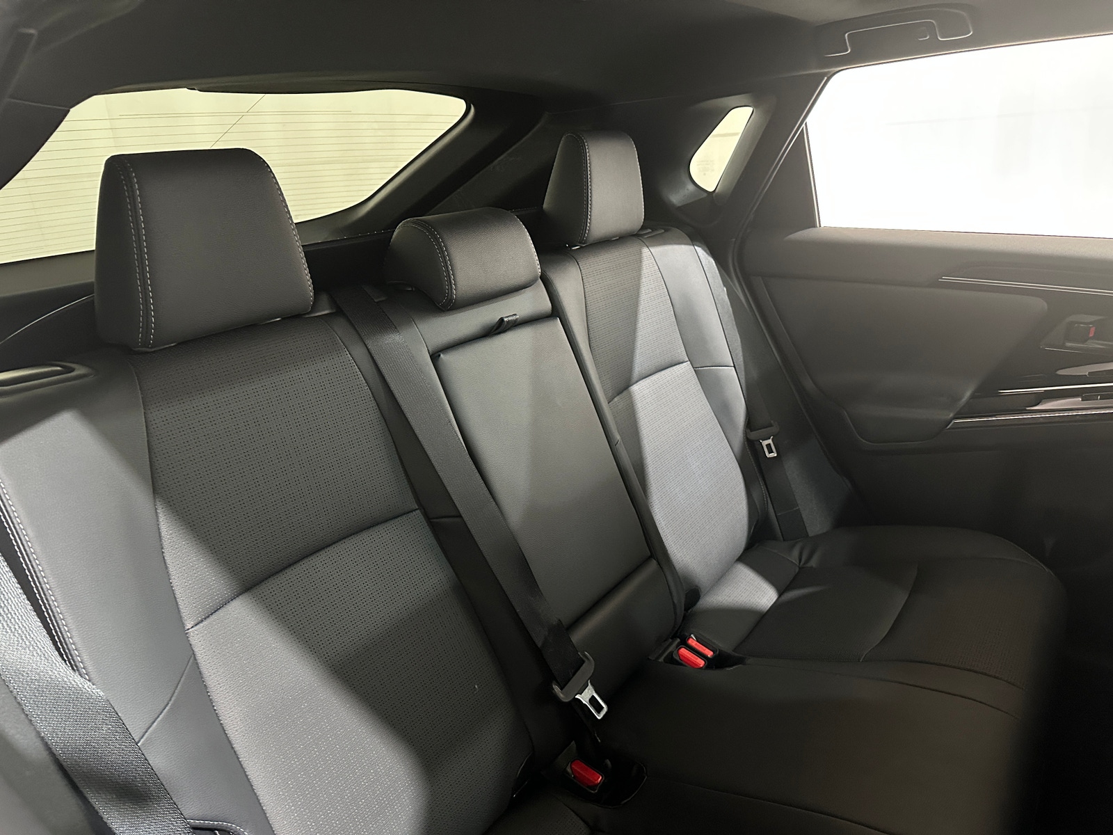 Thumbnail: 2023 Subaru Solterra - 5