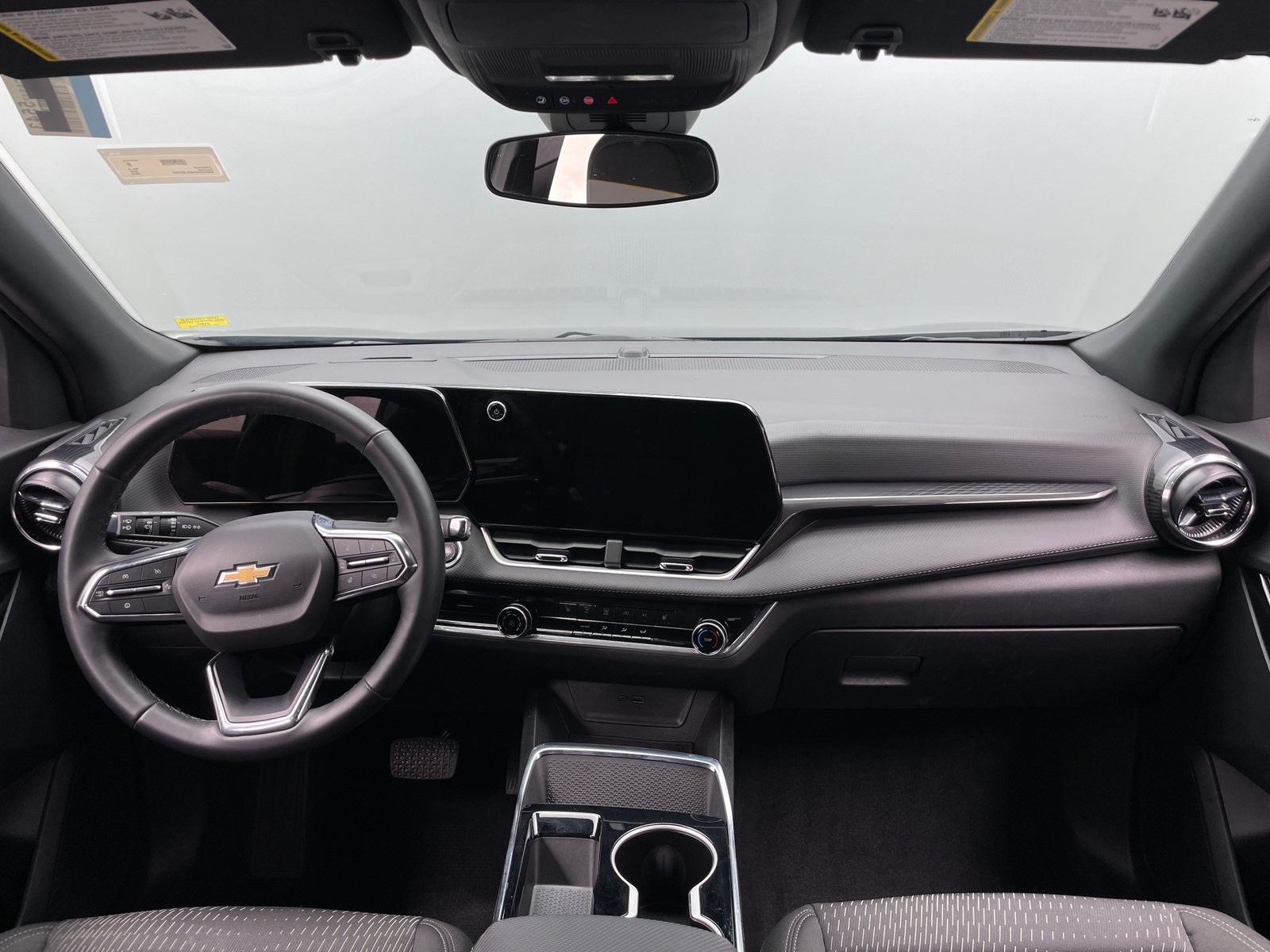Thumbnail: 2025 Chevrolet Equinox - 3