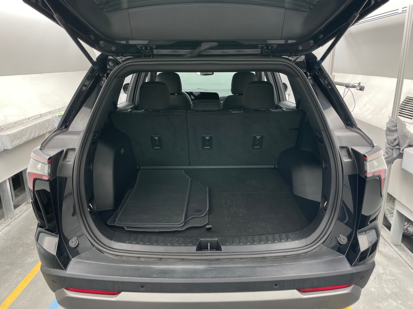 Thumbnail: 2025 Chevrolet Equinox - 7