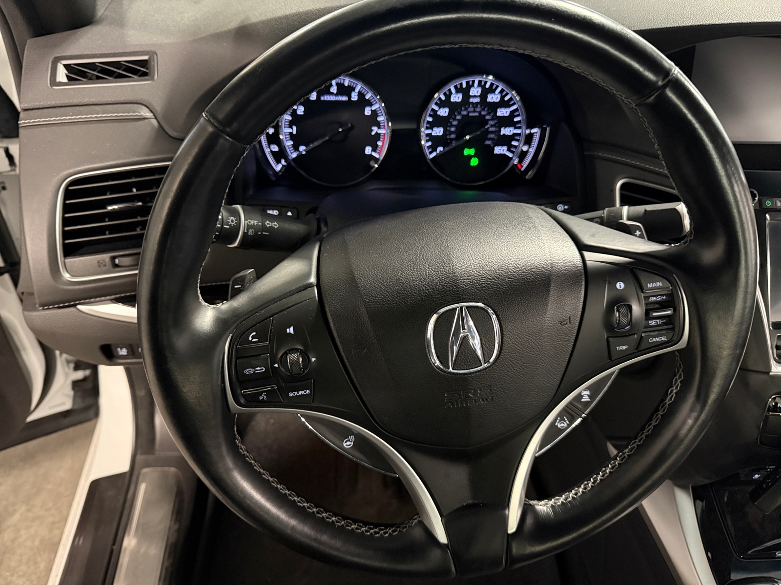 Thumbnail: 2020 Acura RLX - 4