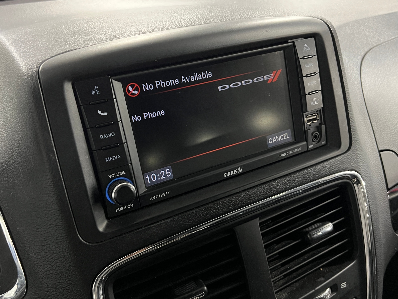 Thumbnail: 2018 Dodge Grand Caravan - 3