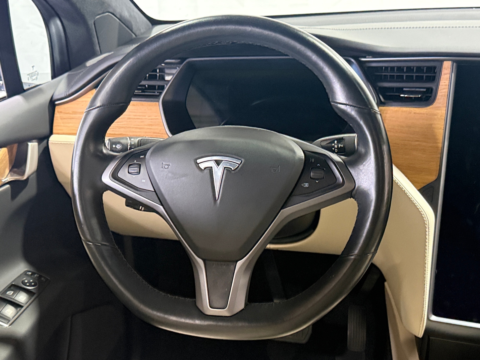 Thumbnail: 2020 Tesla Model X - 4