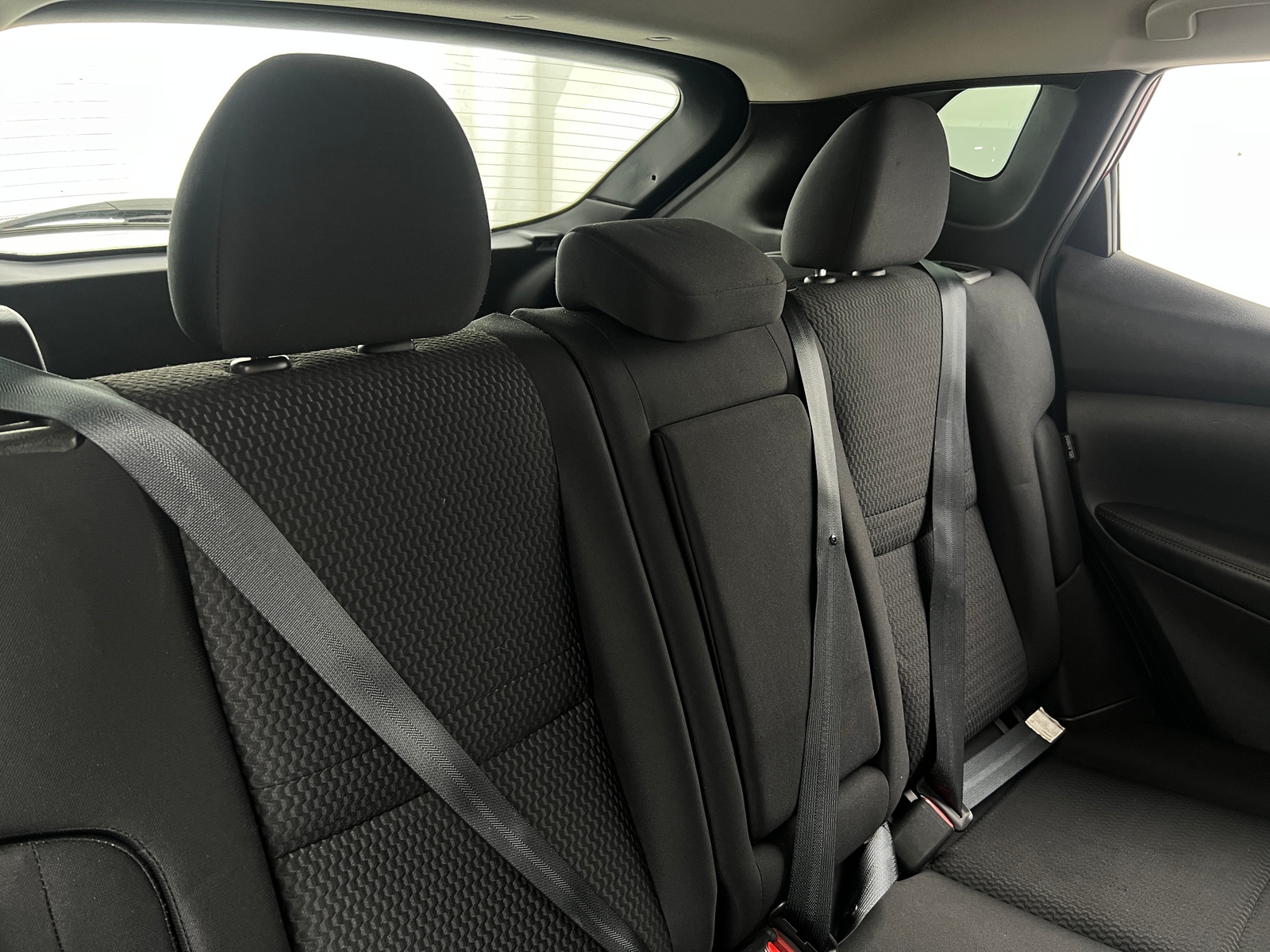 Thumbnail: 2020 Nissan Rogue Sport - 6