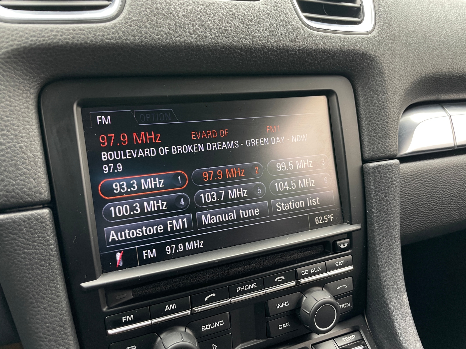 Thumbnail: 2014 Porsche Cayman - 2