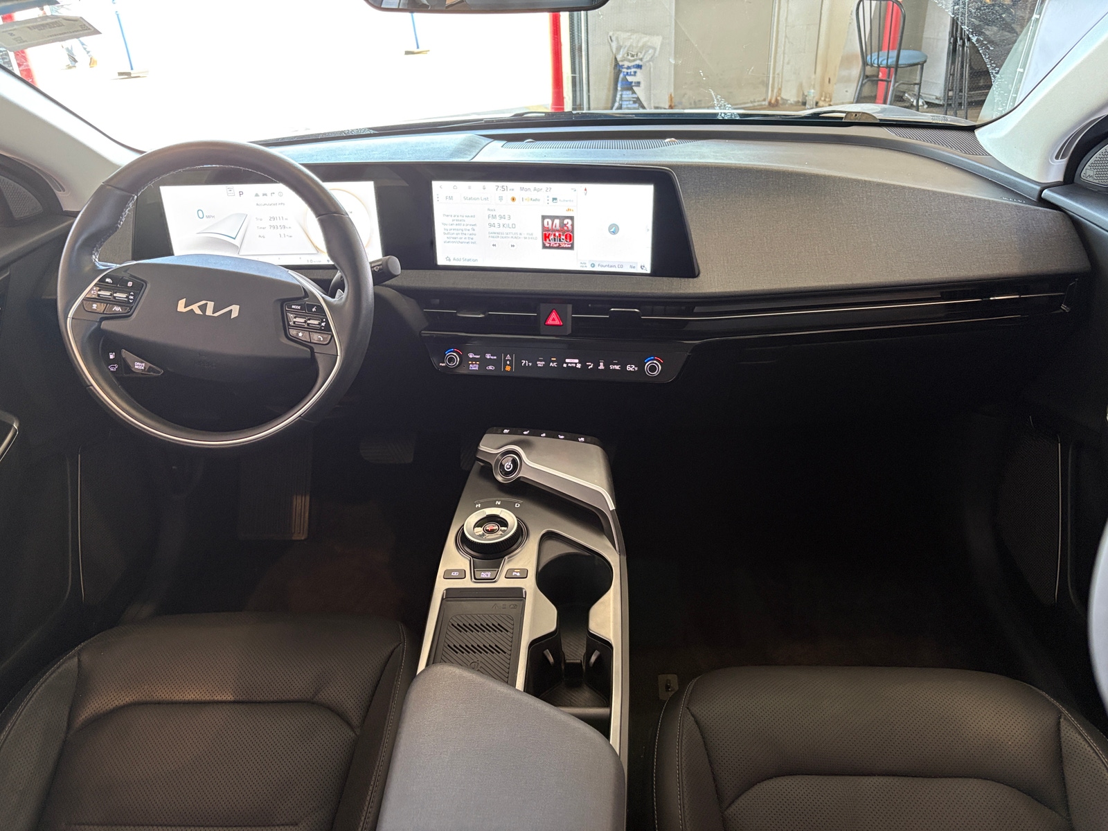 Thumbnail: 2024 Kia EV6 - 2