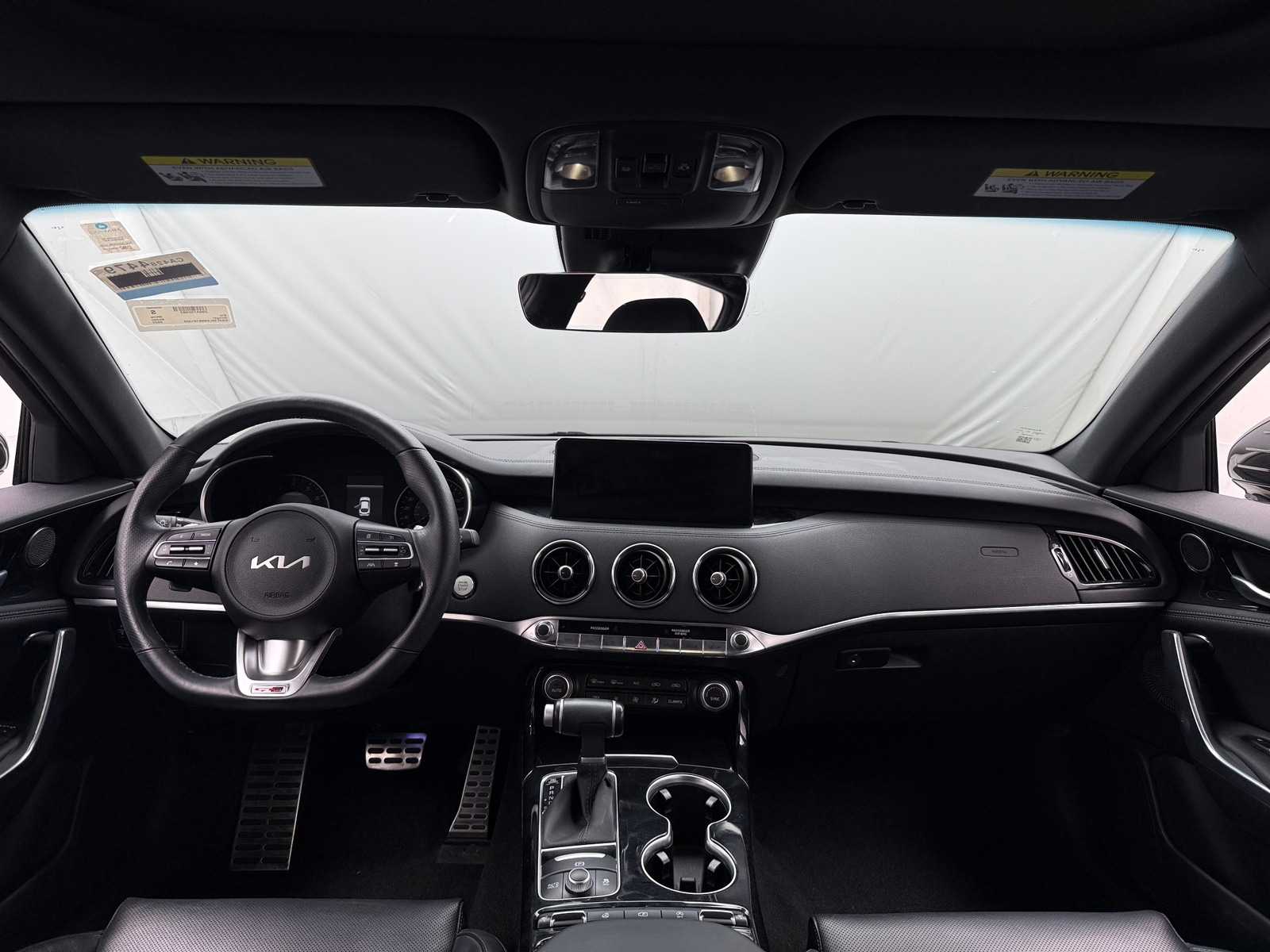 Thumbnail: 2022 Kia Stinger - 2
