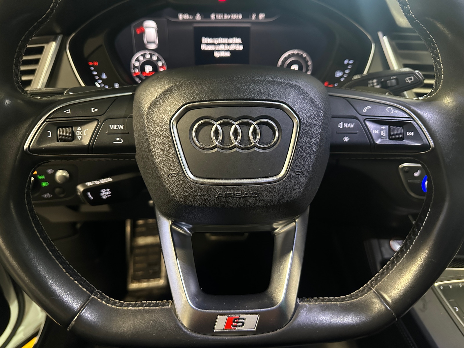 Thumbnail: 2018 Audi SQ5 - 4