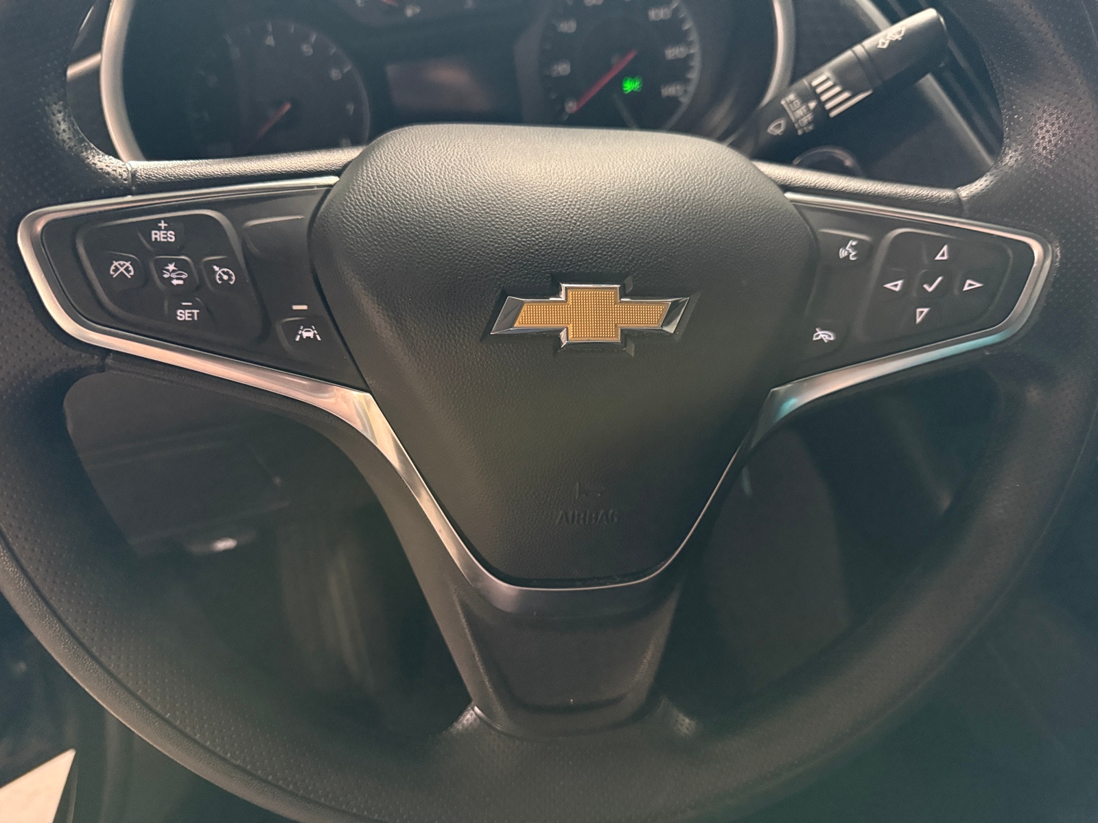 Thumbnail: 2024 Chevrolet Malibu - 5