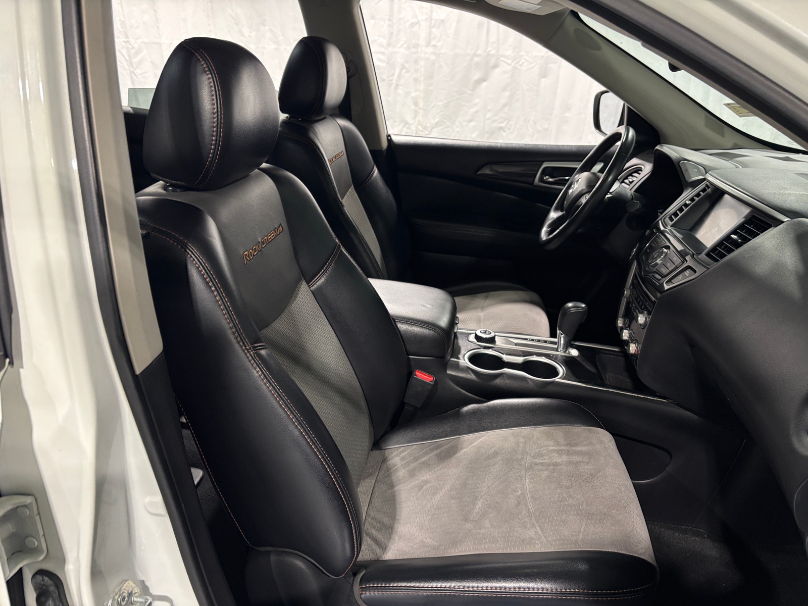 Thumbnail: 2019 Nissan Pathfinder - 2