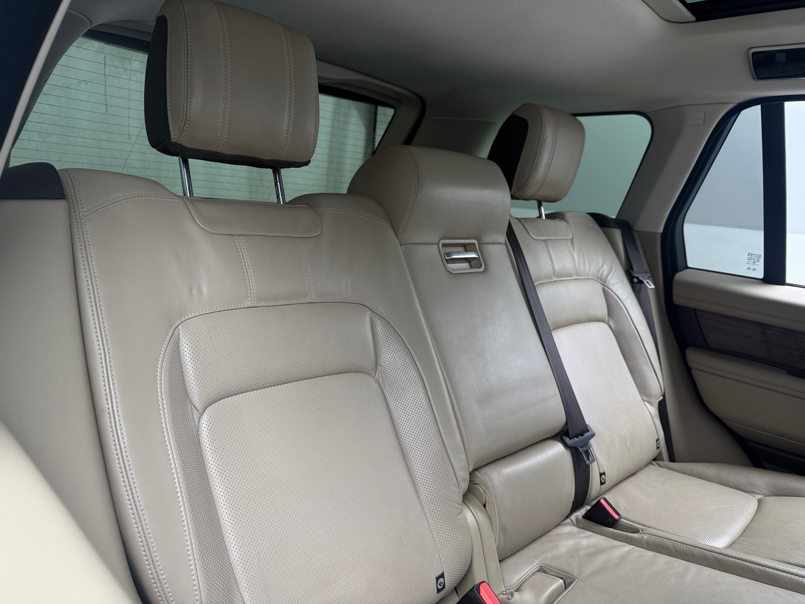 Thumbnail: 2018 Land Rover Range Rover - 5