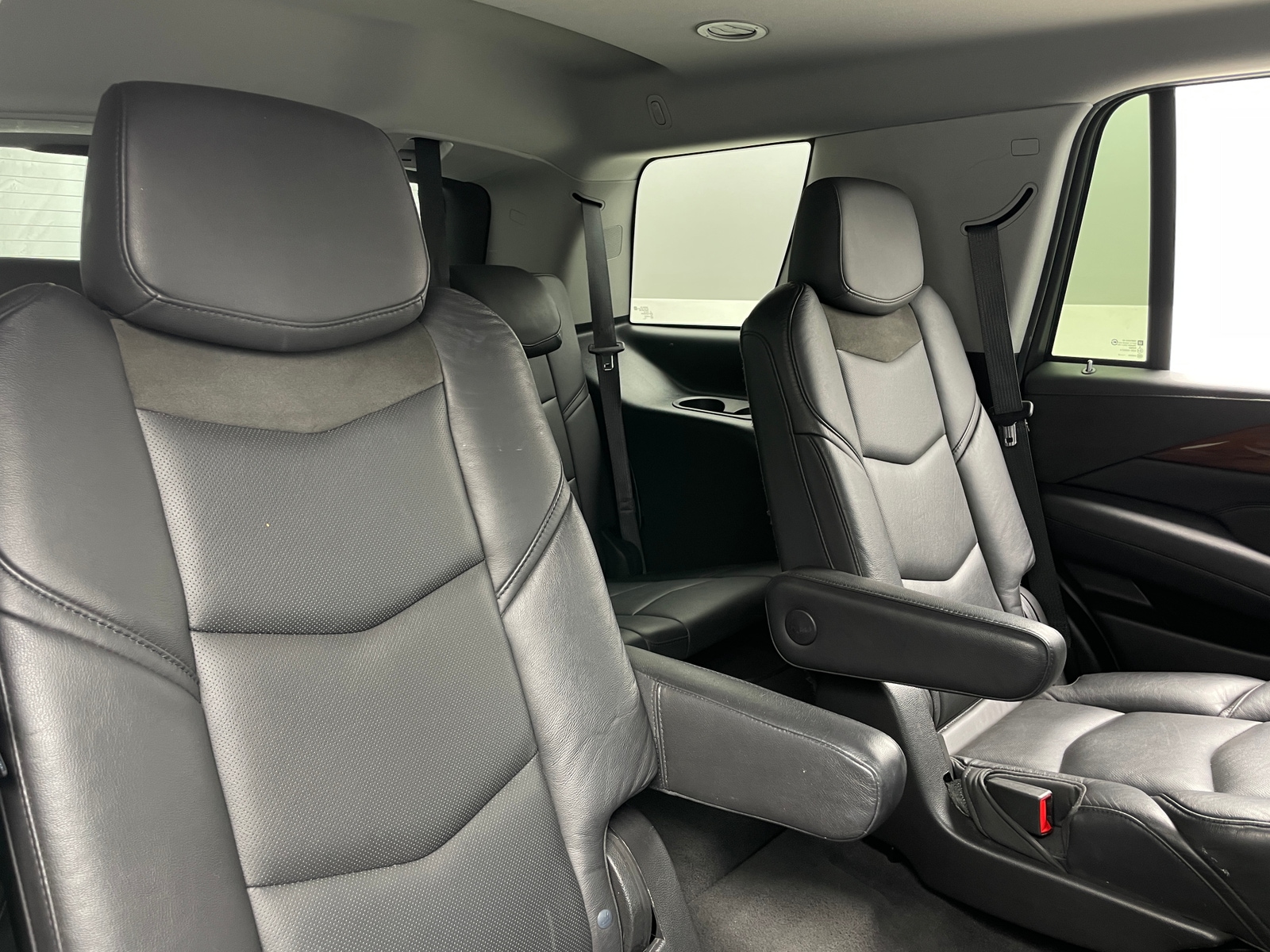 Thumbnail: 2019 Cadillac Escalade - 5