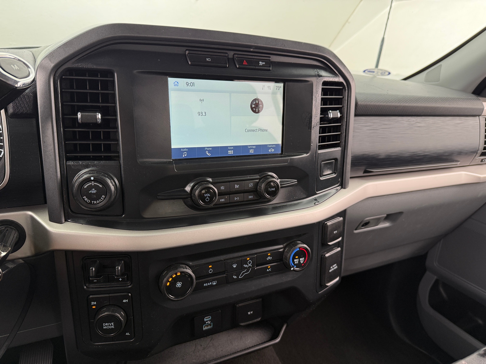 Thumbnail: 2021 Ford Econoline - 4