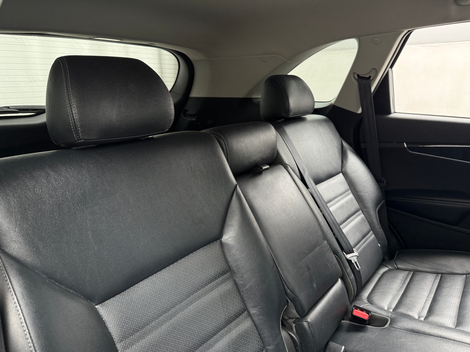Thumbnail: 2016 Kia Sorento - 5