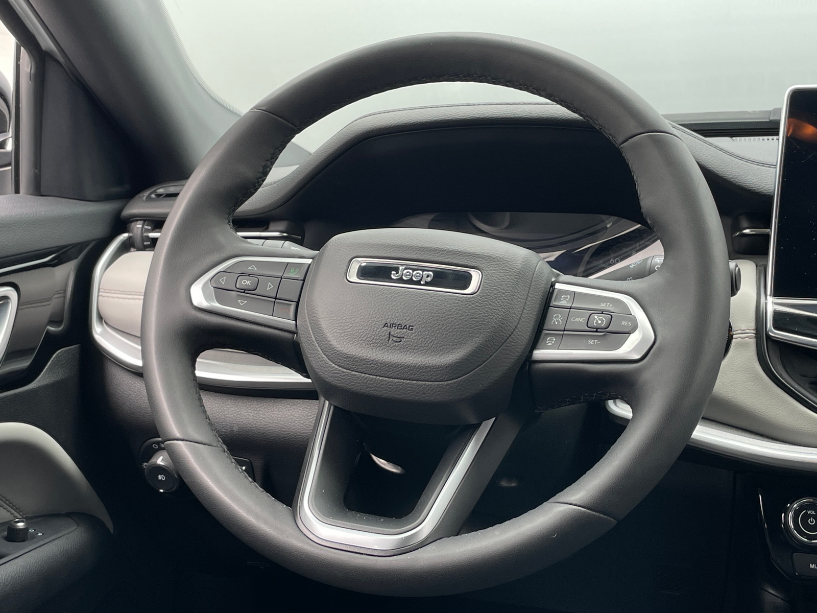 Thumbnail: 2025 Jeep Compass - 4