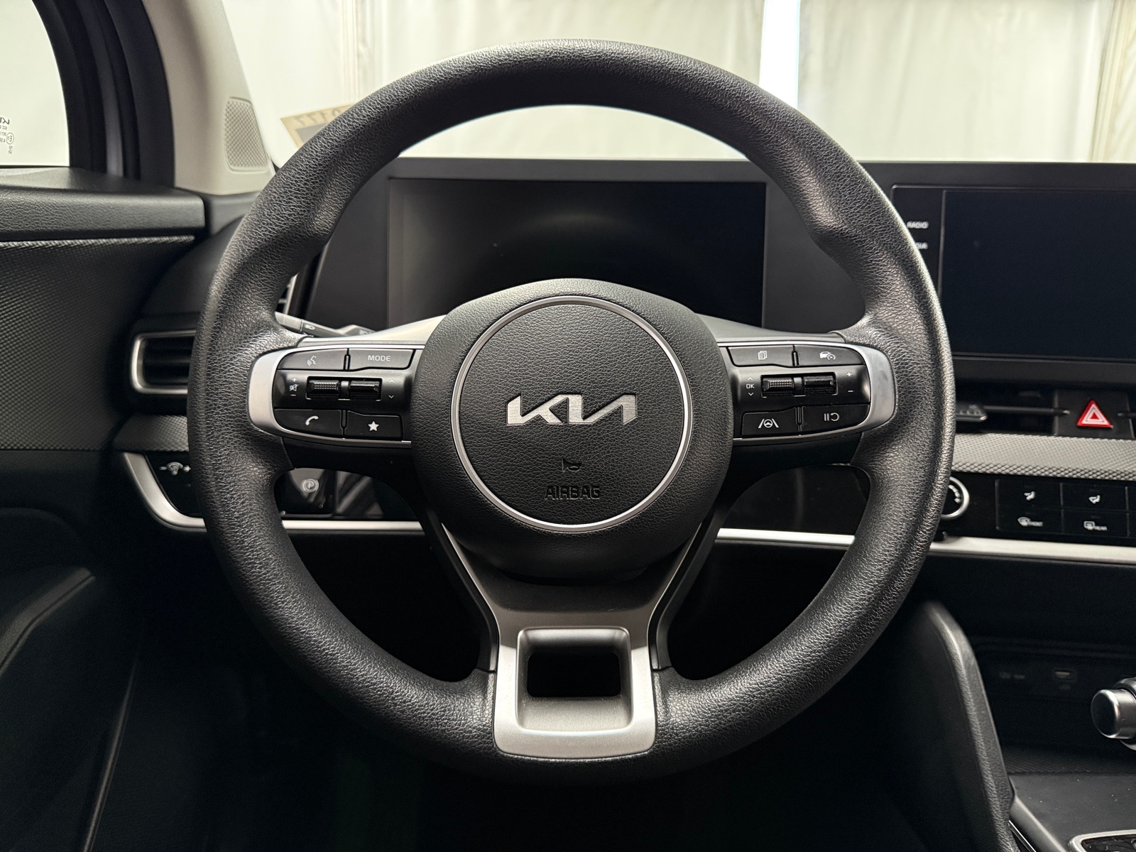 Thumbnail: 2024 Kia Sportage - 5