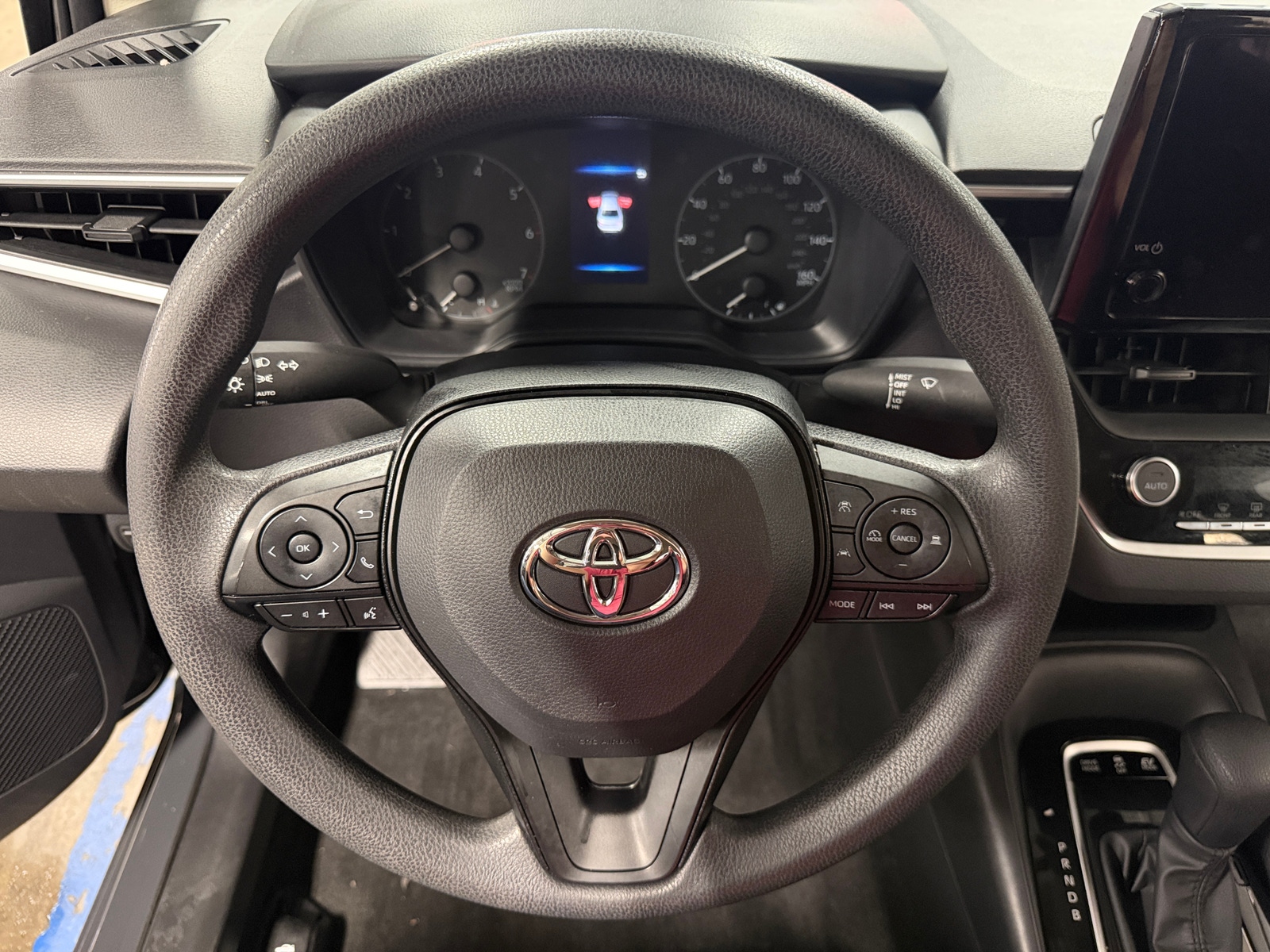 Thumbnail: 2025 Toyota Corolla - 5