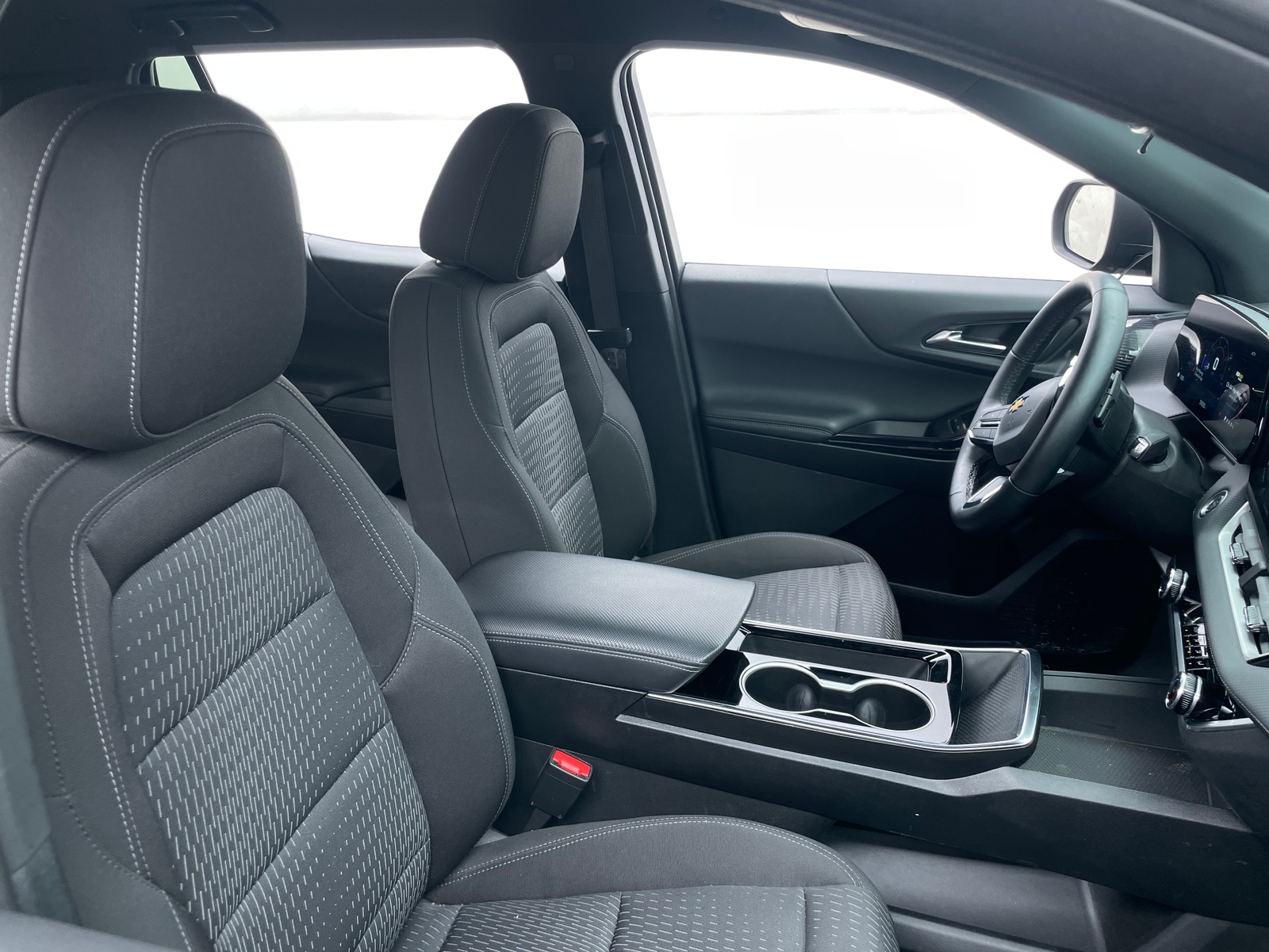 Thumbnail: 2025 Chevrolet Equinox - 2