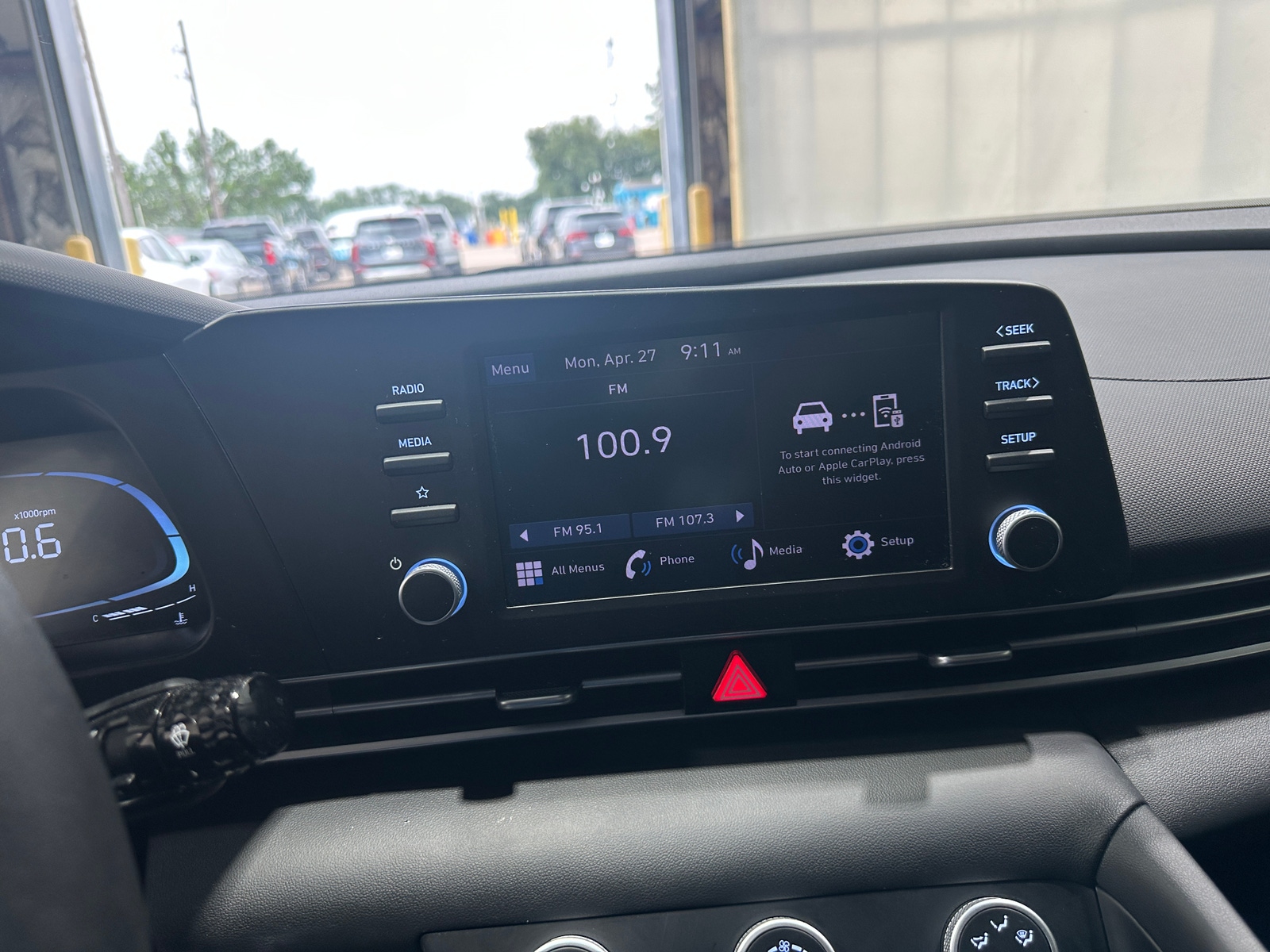 Thumbnail: 2024 Hyundai Elantra - 4