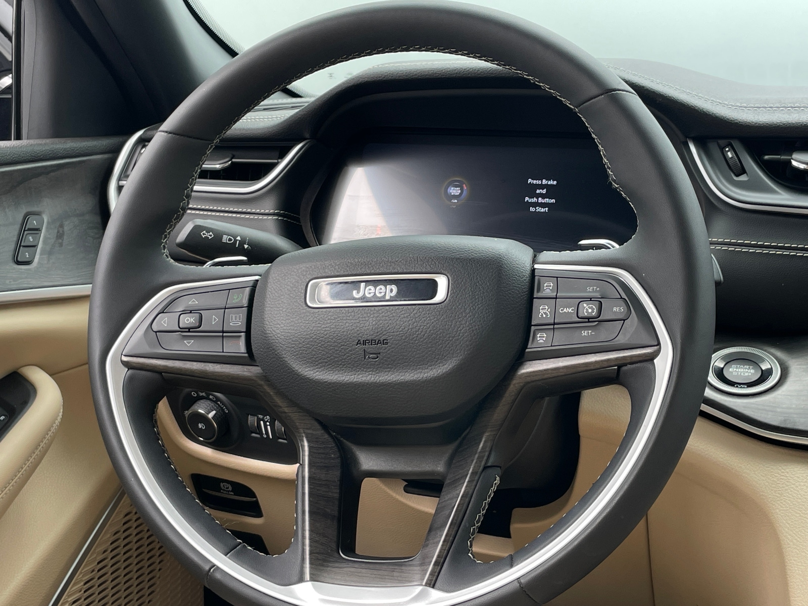 Thumbnail: 2023 Jeep Grand Cherokee - 4