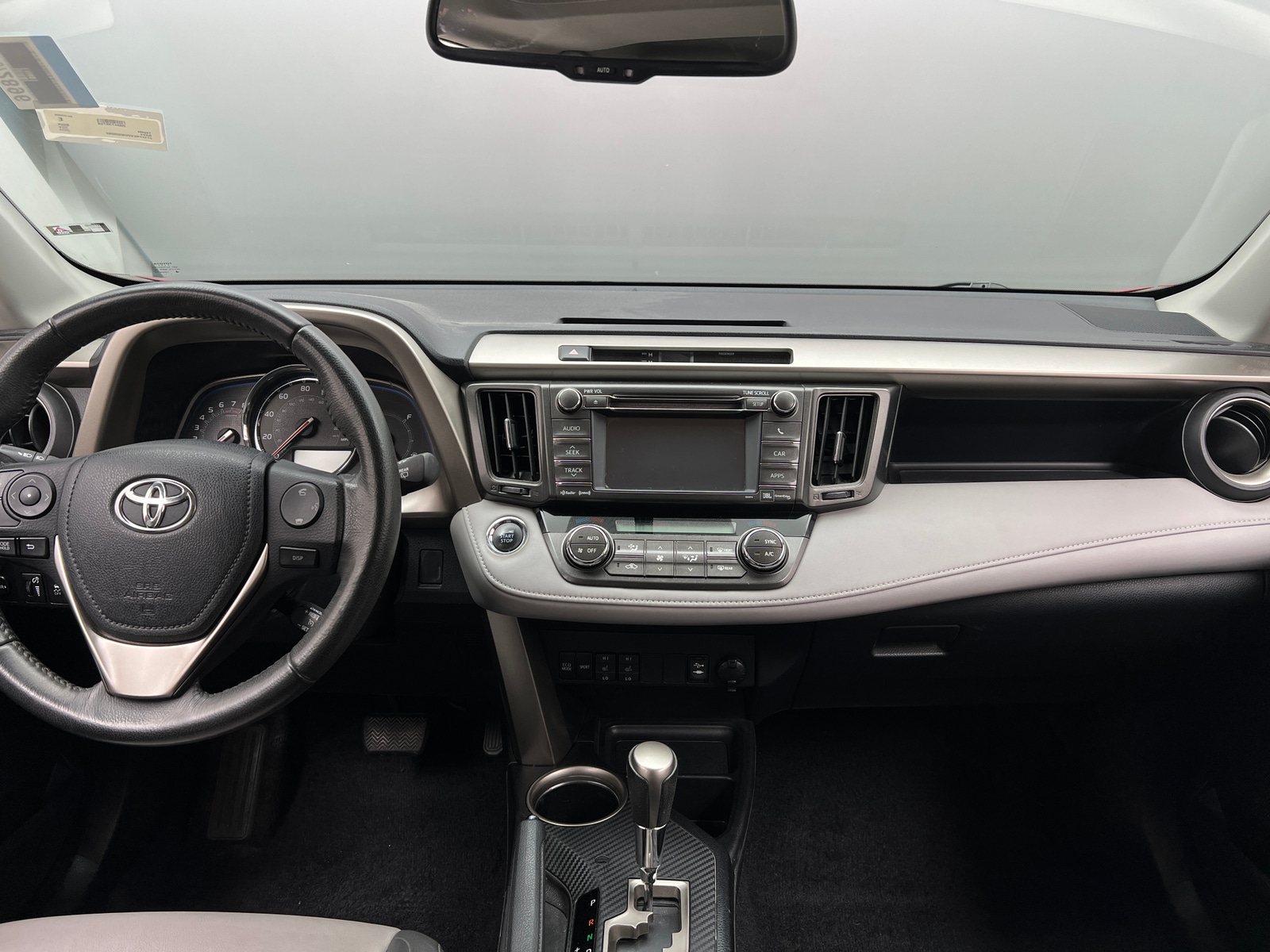 Thumbnail: 2013 Toyota RAV4 - 3