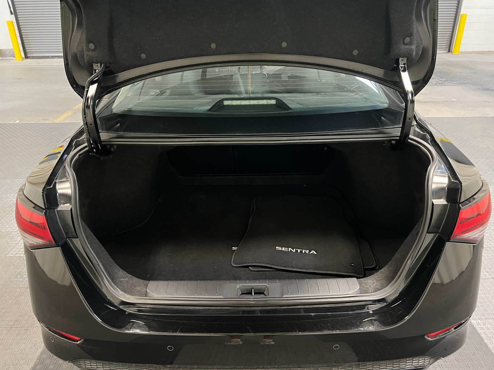 Thumbnail: 2025 Nissan Sentra - 7