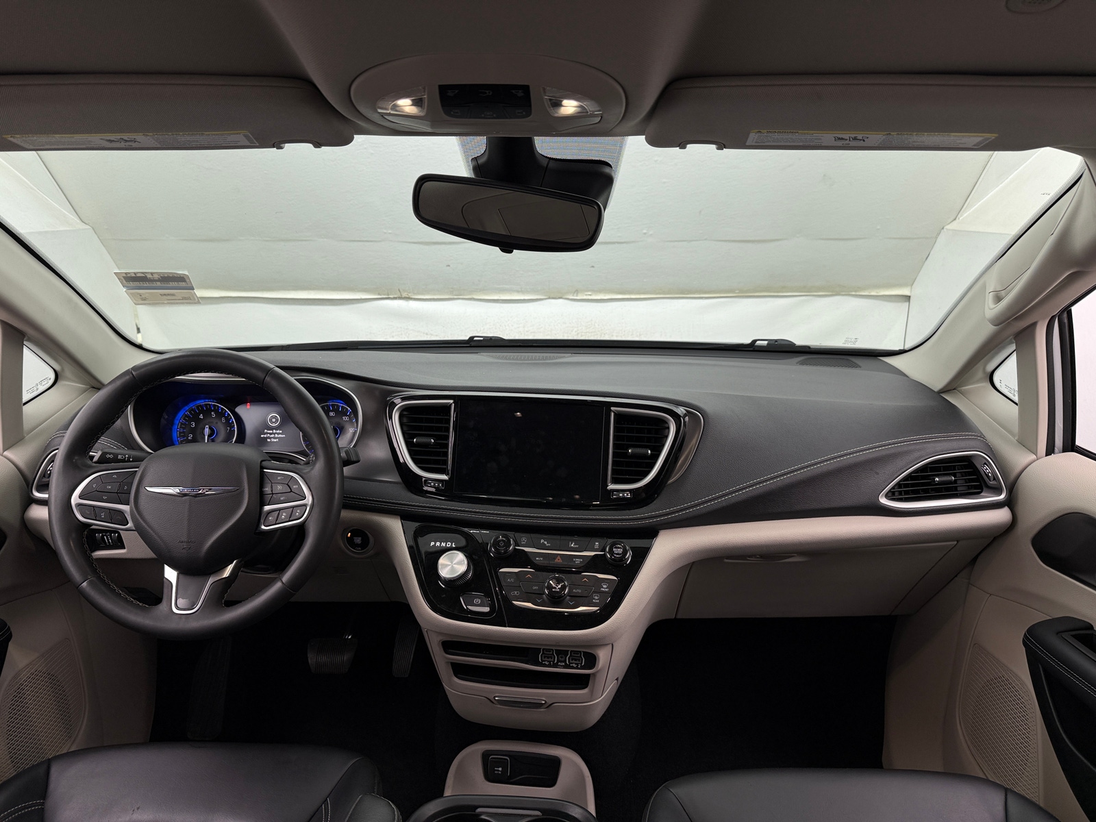 Thumbnail: 2023 Chrysler Pacifica - 2
