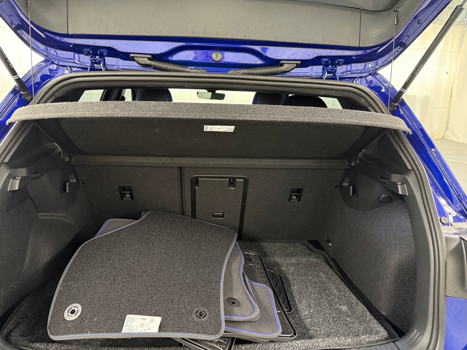 Thumbnail: 2025 Volkswagen Golf - 7