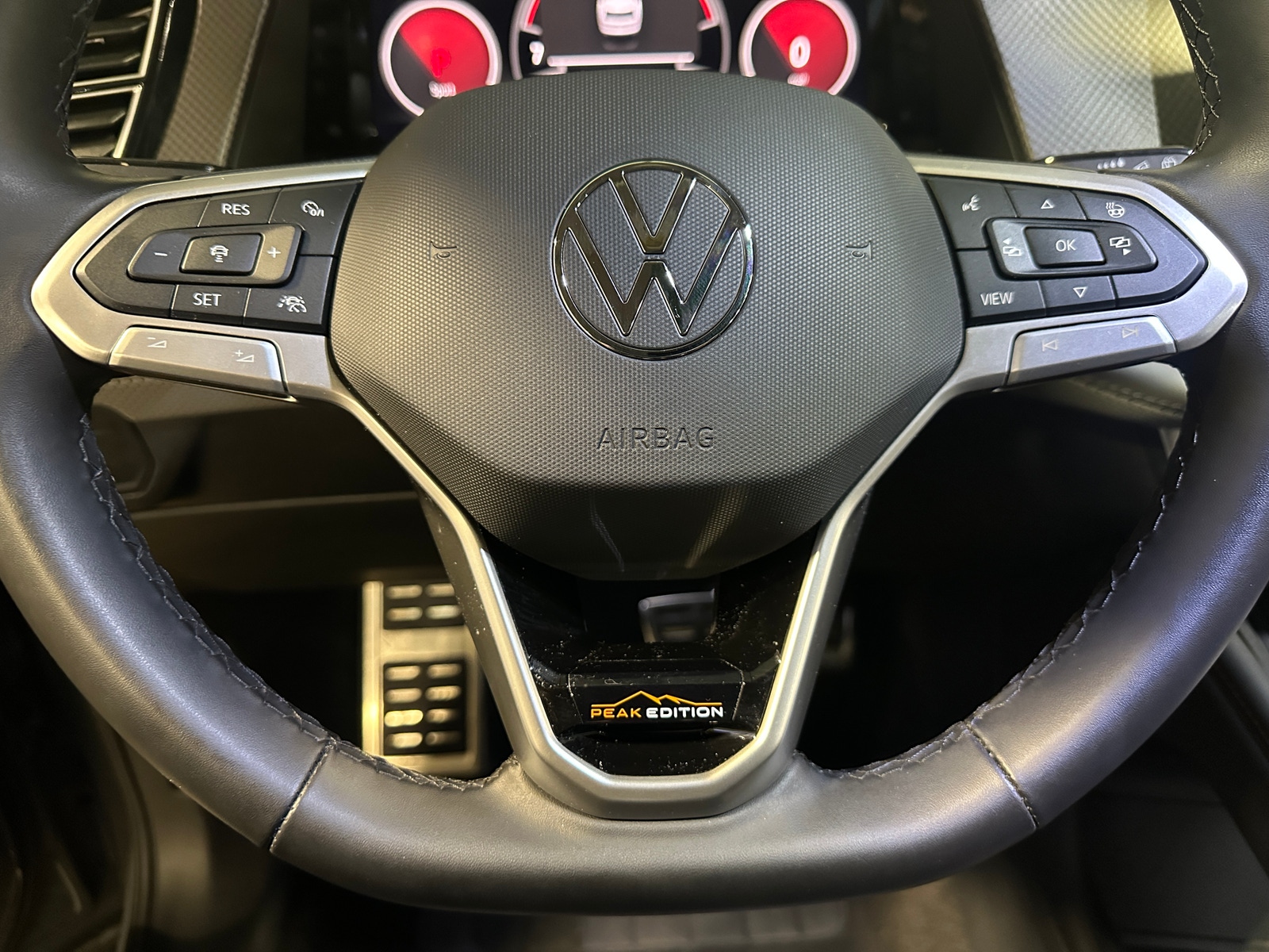 Thumbnail: 2025 Volkswagen Atlas - 4