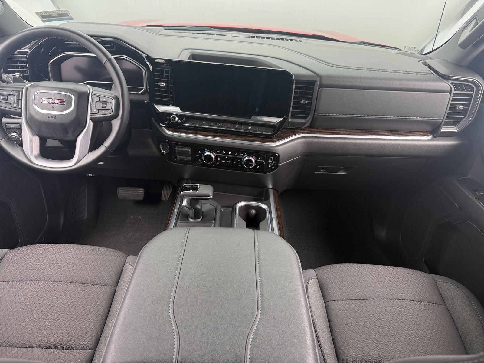 Thumbnail: 2024 GMC Sierra 1500 - 3